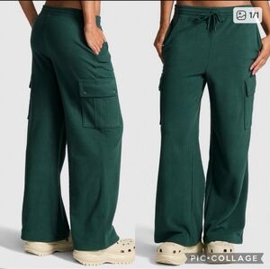 Victoria's Secret Pink Polar Fleece Wide Leg Cargo Pants Size Small Green NWT